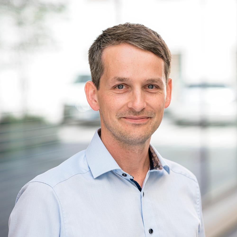 Marco Bernhardt